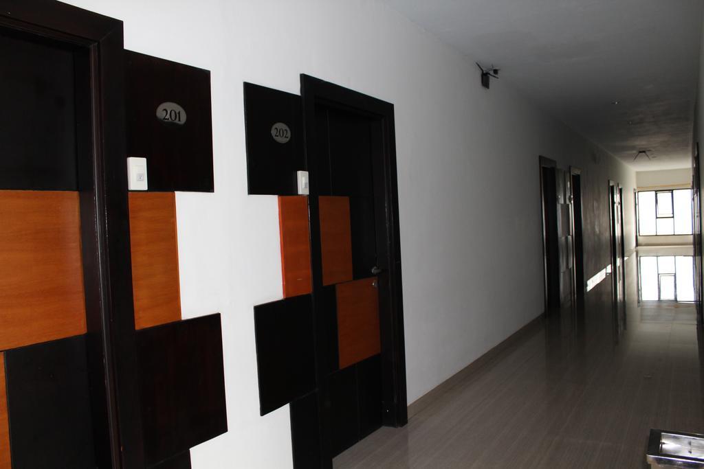 Hotel Grand Karawang Indah Exterior photo